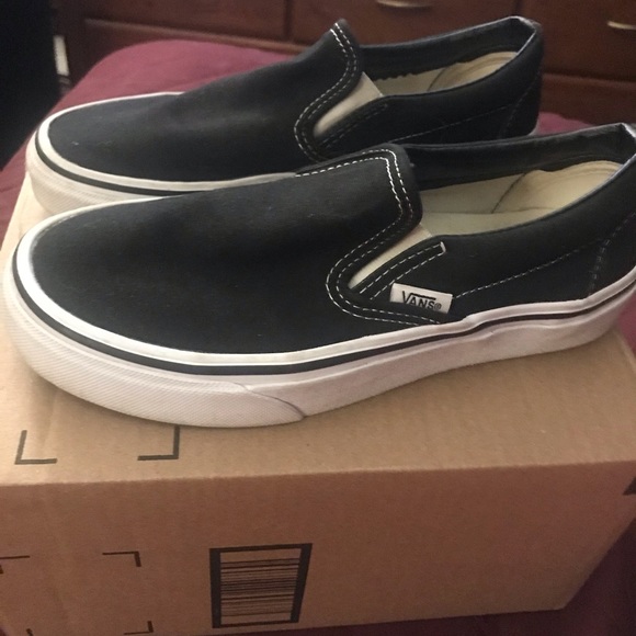 slip on vans size 4